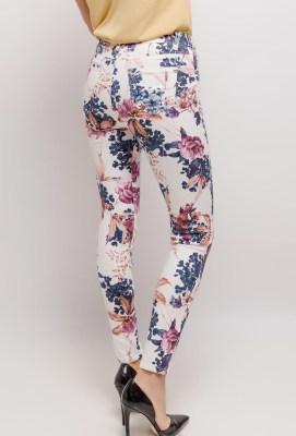 nina-carter-dv9-flowers-4